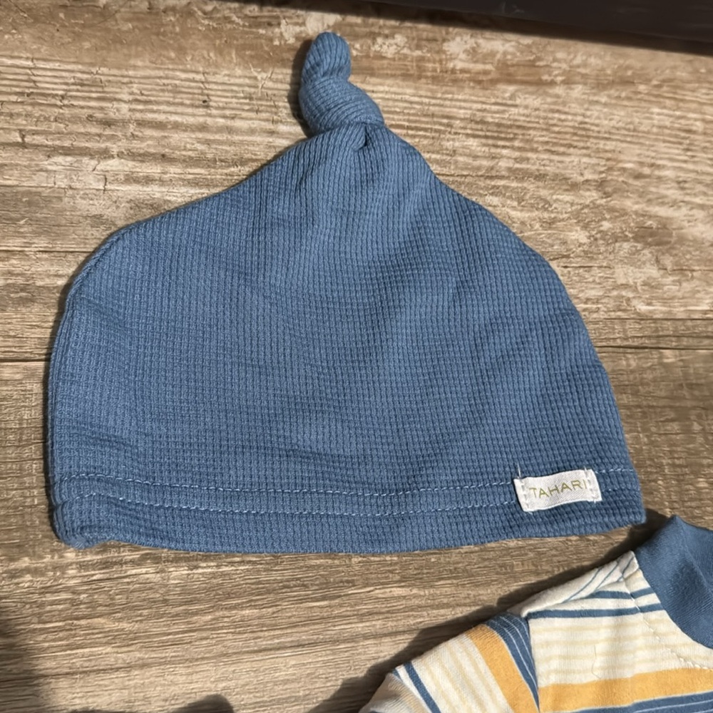 Tahari Blue and Striped Baby Outfit Set - Picture 4 of 6
